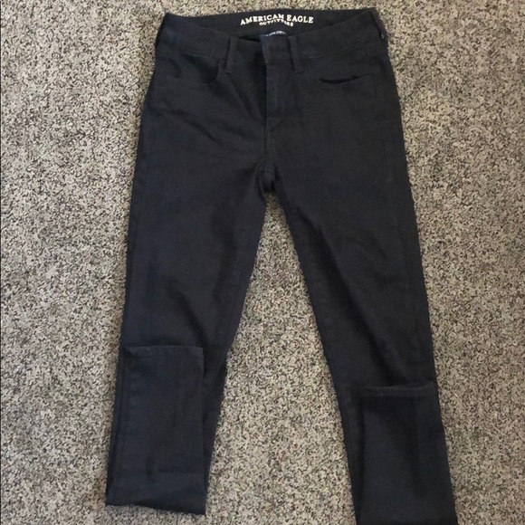 American Eagle Super Stretch Jegging. Size 4 - Picture 1 of 3